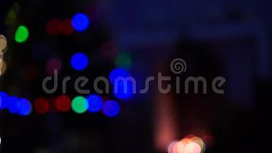 圣诞老人和雪少女，感恩节，圣诞节和新年，红黄<strong>蓝球</strong>