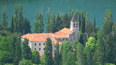 维索瓦茨修道院，克罗地亚