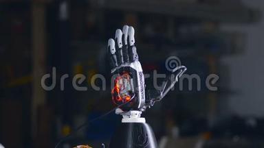 电脑手，机器人手臂手势。 创新科学概念。