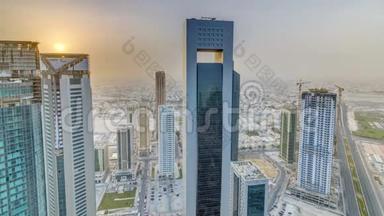 首都卡塔尔多哈商业中心天际线日落时分的摩天大楼