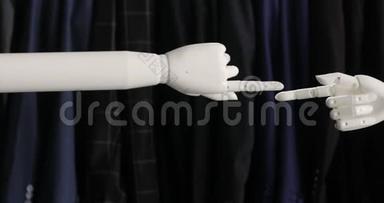 机器人握手。 现代机器人技术。 机器人互相问候