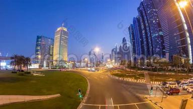 Sheikh Zayed路交叉口和桥上的交通<strong>日夜</strong>不停