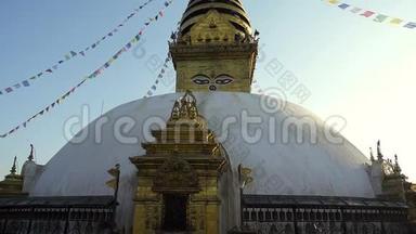 斯韦恩布哈纳斯图帕-<strong>藏传佛教</strong>的最神圣的佛塔。 尼泊尔加德满都
