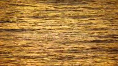 抽象的水波纹呈黄色