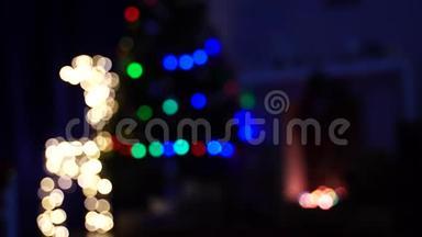 圣诞老人和雪女，感恩节，圣诞节和新年，红黄<strong>蓝球</strong>