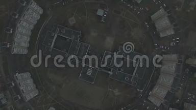 空中镜头灰色苏联房屋模式。 苏联<strong>相同</strong>的房屋