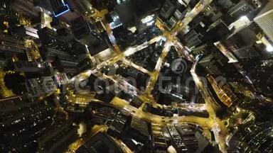 晚上从香港城市住宅高楼的飞钻空中俯瞰。