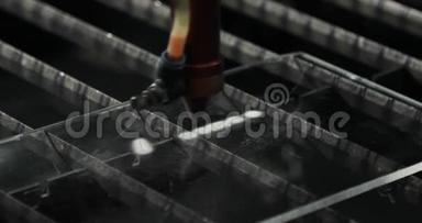 激光数控机床透明亚克力板雕刻设计图案