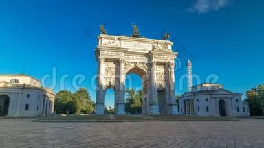和平拱门在Simplon广场延时超移。 它是新古典的凯旋门