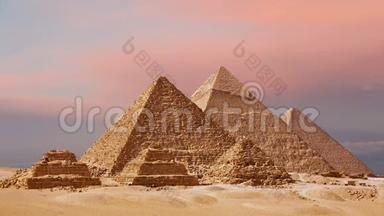 埃及开罗吉萨山谷大金字塔的时间推移