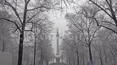 德国慕尼黑弗里登森格尔纪念碑顶部的“和平天使”