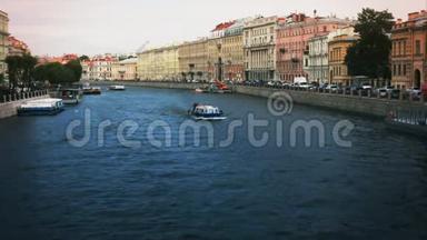 俄罗斯圣彼得堡丰坦卡河船舶暑期旅游