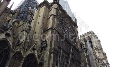 火灾后巴黎圣母院