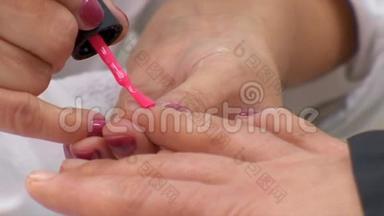 指甲油用粉色指甲油