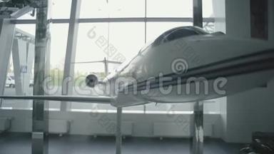 机场小型飞机模型