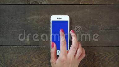 带蓝屏的SingTap手摇智能手机