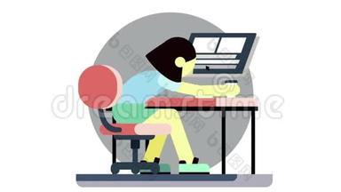 穿着卡通的女人坐在桌子旁，在电脑前工作，喝咖啡。 动画。 劳累的上班族