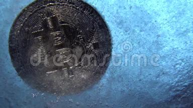 银比特币，比特币在线<strong>数字货币</strong>冻结在蓝冰中.. <strong>区块链</strong>概念，密码市场崩盘.. 冷冻