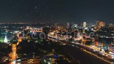 4K时节浮动灯笼和人在义鹏节或洛伊克拉通庆祝在清迈，泰国。