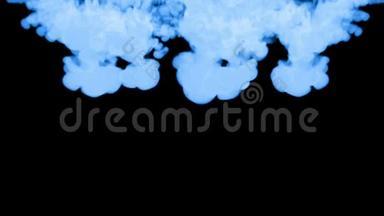 蓝色辉光墨水在水中的3D渲染在黑色背景上，卢马哑光作为阿尔法面具的墨水效果或背景