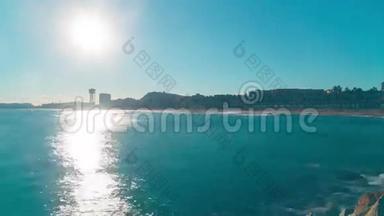 西班牙巴塞罗那阳光海滩码头全景4k时间间隔