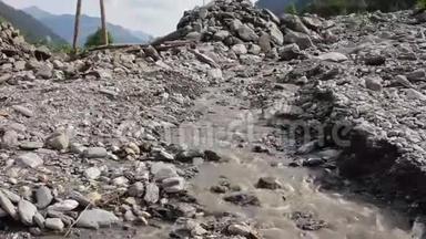 滑坡，<strong>泥石流</strong>在拉里斯，萨尔茨堡下雨后。 奥地利