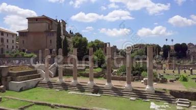 古遗址论坛的全景，慢动作。 意大利罗马市中心罗马论坛