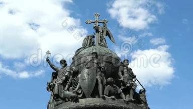 诺夫哥罗德的俄罗斯纪念碑