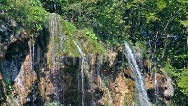 普利茨维国家公园美丽瀑布的详细景观