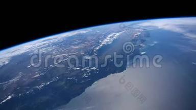 从国际空间站上看到地球。 夜间对行星地球的空间探索。 这段<strong>视频</strong>的<strong>元素</strong>由美国宇航局提供。
