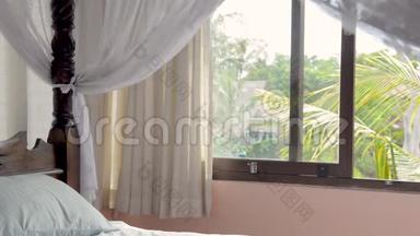 美丽的卧室，在亚洲热带雨林的豪华私人度假别墅出租四张海报床。 斯里兰卡，巴厘