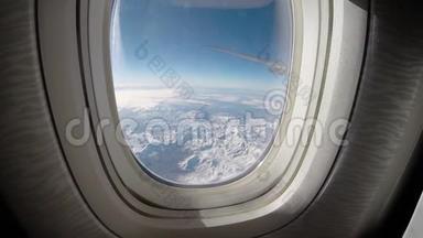 透过飞机窗，云上的飞机翼，Hd Ultra
