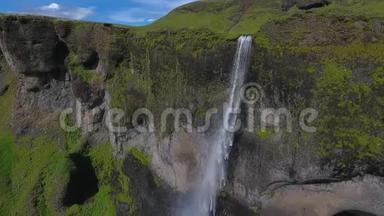 夏威夷<strong>瀑布</strong>是冰岛第二<strong>大瀑布</strong>。 安德列夫。