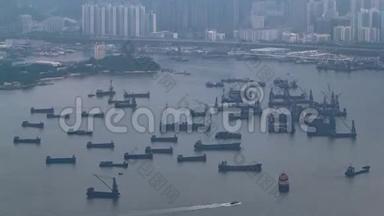 <strong>维多利亚</strong>港和<strong>香港</strong>港从<strong>维多利亚</strong>峰时间推移与许多船只。