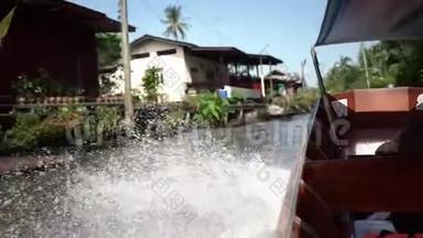 泰国的浮动市场。 曼谷的传统水<strong>上市</strong>场。