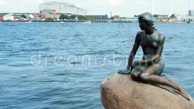 小美人鱼雕像哥本哈根