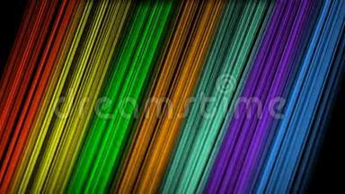 彩虹斜条在黑色背景上移动，目标视频背景，斜色光束在生动的光谱中