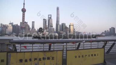 <strong>横渡</strong>上海河的船只慢动作