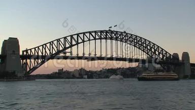 悉尼<strong>海港大桥</strong>晚上，澳大利亚