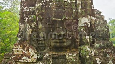 古老<strong>寺</strong>庙的石塔，有一张脸。 12-13世纪。 柬埔寨、吴哥、巴<strong>永</strong>