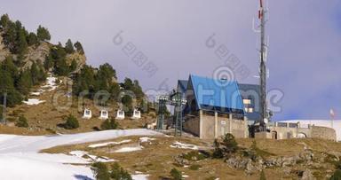 沃尔德诺里亚山地滑雪场滑雪缆车4k西班牙