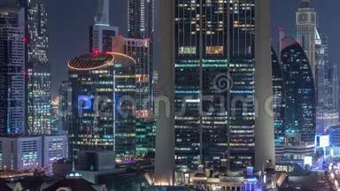 迪拜市区和金融区的鸟瞰夜景，阿联酋摩天大楼和