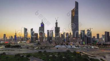 在<strong>科威特</strong>城市中心，摩天大楼的天际线在黄昏时分被照亮。 中东<strong>科威特</strong>市