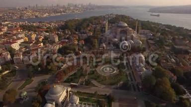 伊斯坦布尔<strong>圣索菲亚</strong>的空中镜头。 很棒的镜头。 4K