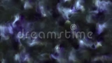 太空星云中暴风雨般柔软蓬松的蓝色和紫色云的4k视频，缓慢移动，形成和溶解，4k，3840p