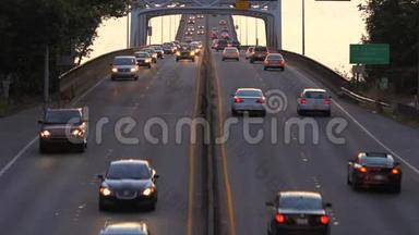 西雅图520号高速公路交通桥日落