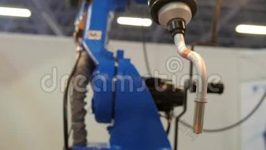 自动机器人<strong>机械</strong>-工业焊接<strong>机械臂</strong>