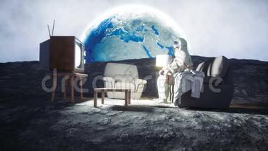 宇航员在月球上回家看电视。 现实的4k动画。
