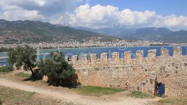 土耳其阿拉尼亚旧要塞墙废墟
