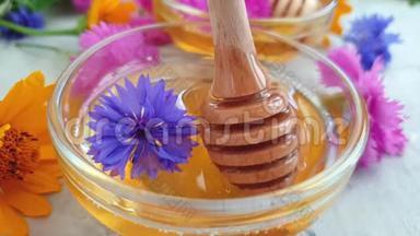 新鲜蜂蜜金盏花天然产品甜点茶点健康美味